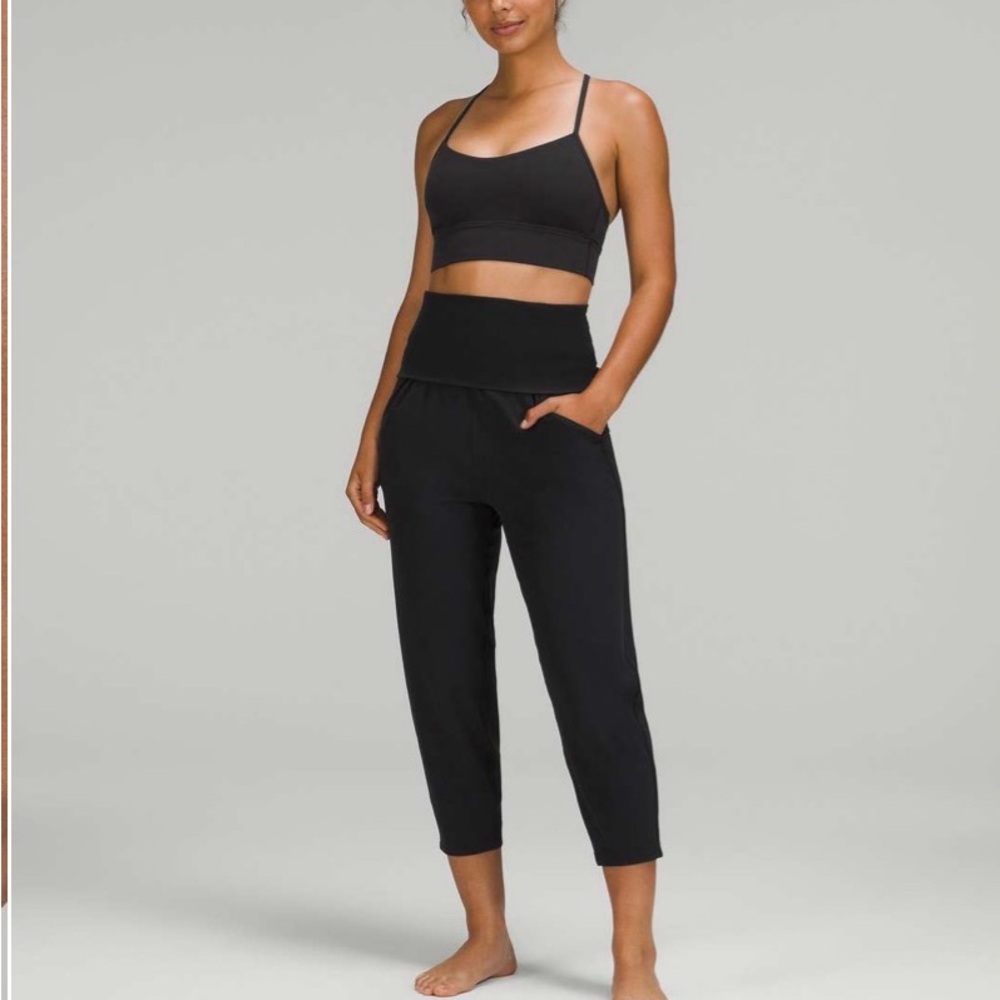 Lululemon align ribbed foldable waist cropped jogger - black size 6